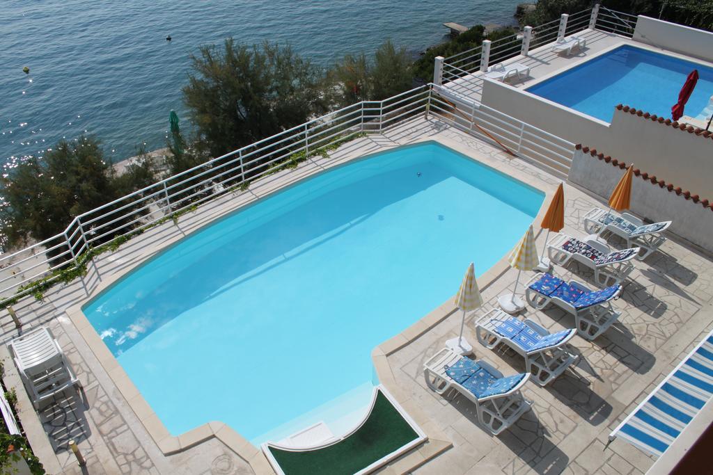 Apartments Villa Marija Seget Vranjica Quarto foto